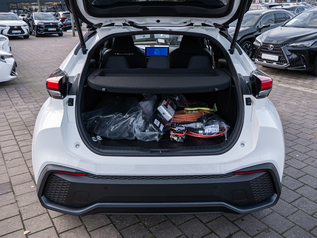 Fahrzeugansicht TOYOTA C-HR 2.0 Plug-In Hybrid FWD Teamplayer - Bild 11