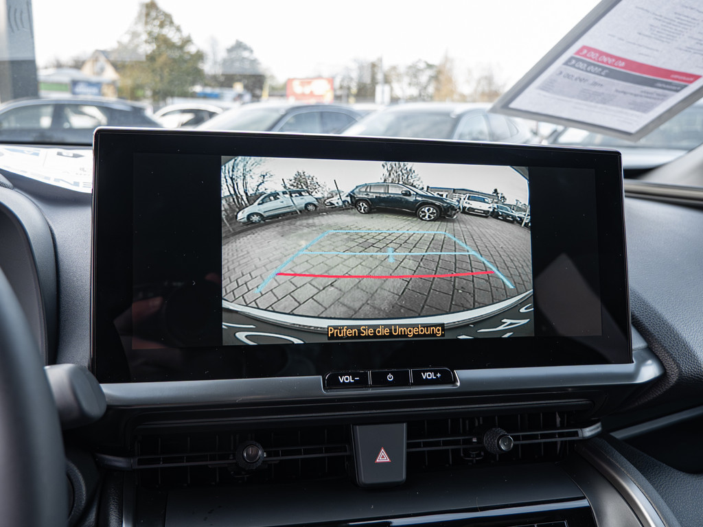 Fahrzeugansicht TOYOTA C-HR 2.0 Plug-In Hybrid FWD Teamplayer - Bild 15