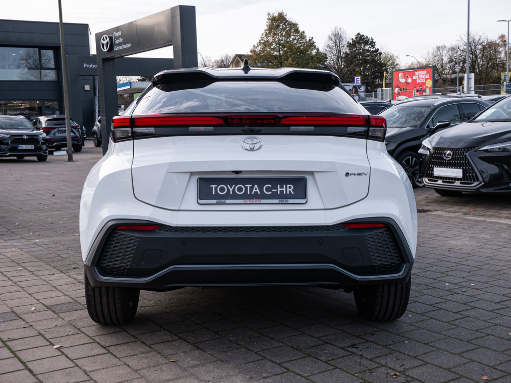 Fahrzeugansicht TOYOTA C-HR 2.0 Plug-In Hybrid FWD Teamplayer - Bild 40