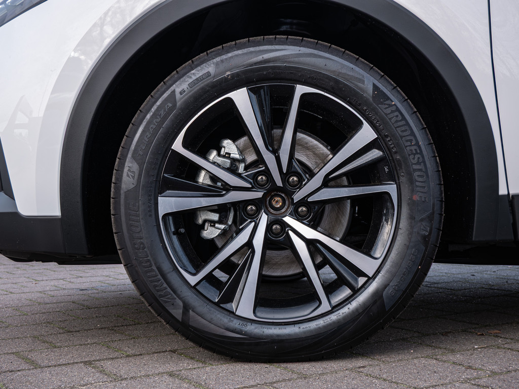 Fahrzeugansicht TOYOTA C-HR 2.0 Plug-In Hybrid FWD Teamplayer - Bild 43