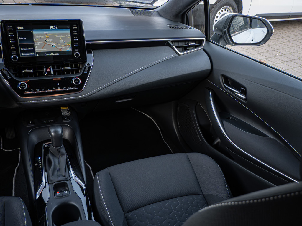 Fahrzeugansicht TOYOTA Corolla TS 1.8 Hybrid Team D - Bild 6