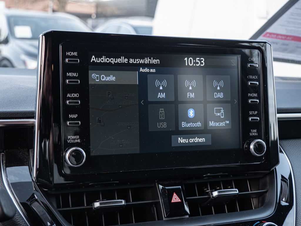 Fahrzeugansicht TOYOTA Corolla TS 1.8 Hybrid Team D - Bild 13