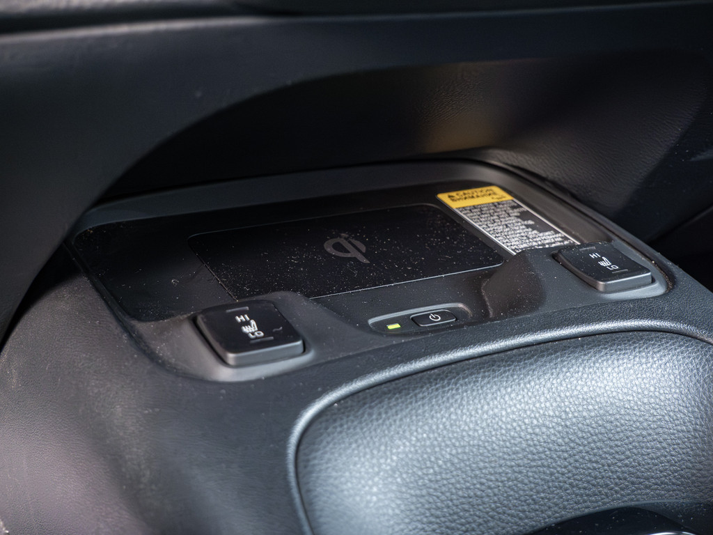 Fahrzeugansicht TOYOTA Corolla TS 1.8 Hybrid Team D - Bild 17