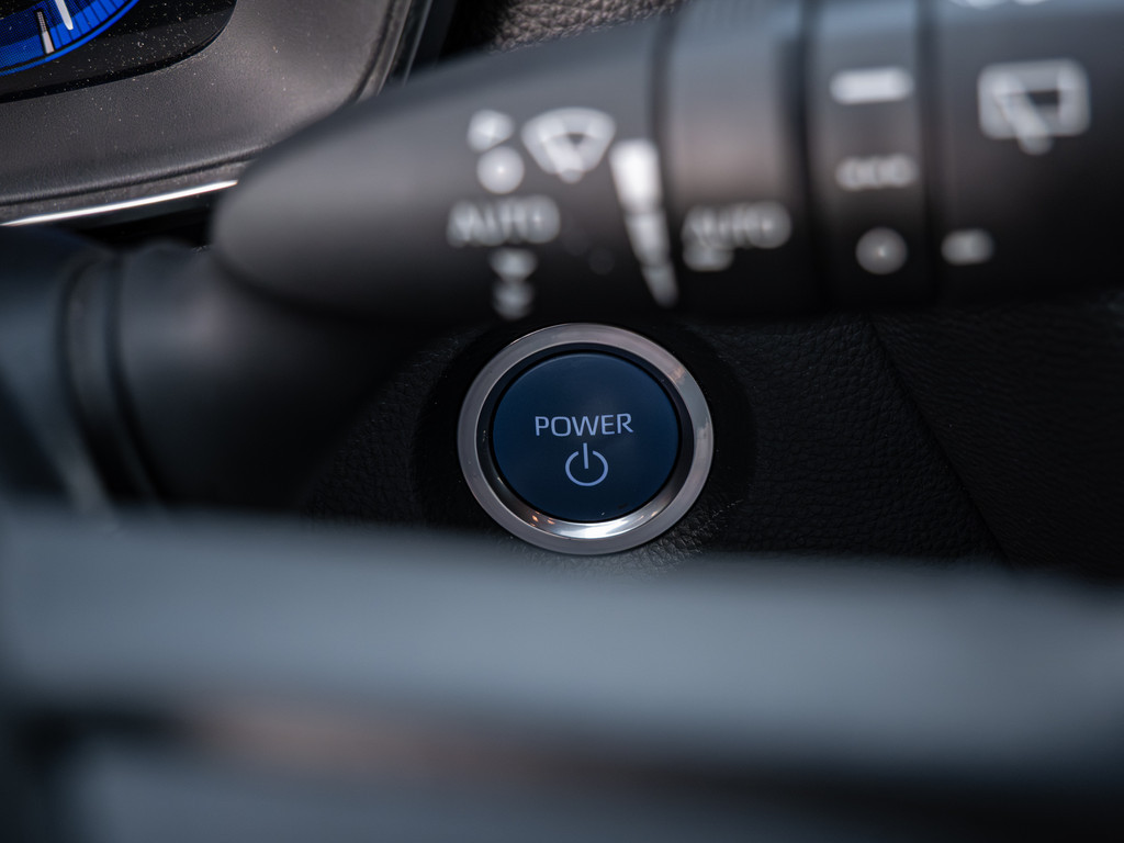 Fahrzeugansicht TOYOTA Corolla TS 1.8 Hybrid Team D - Bild 26