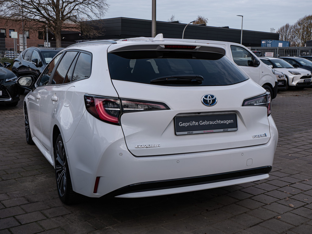 Fahrzeugansicht TOYOTA Corolla TS 1.8 Hybrid Team D - Bild 39