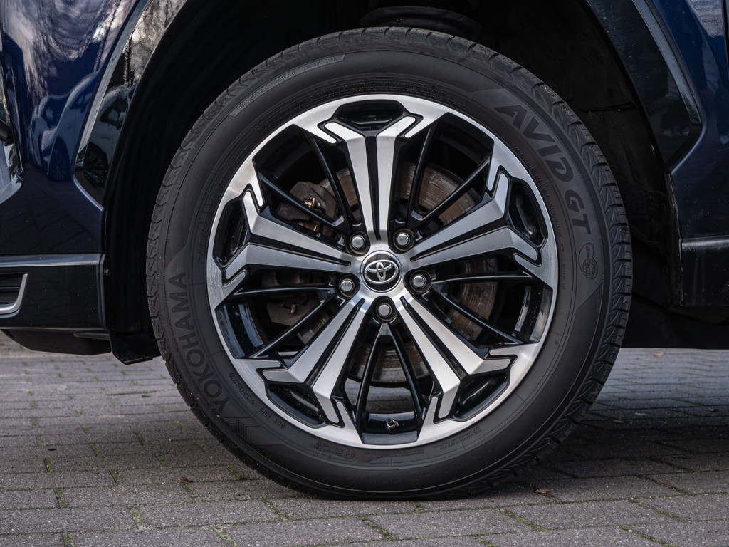 Fahrzeugansicht TOYOTA RAV 4 2.5 Plug-in Hybrid 4x4 - Bild 2