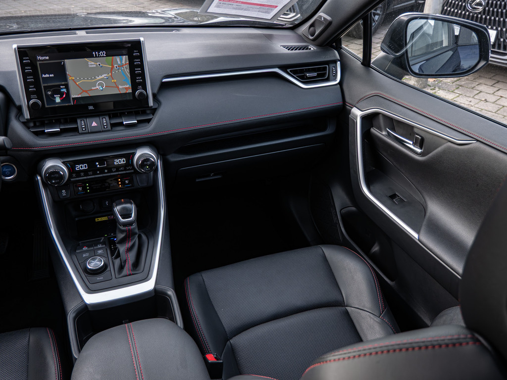 Fahrzeugansicht TOYOTA RAV 4 2.5 Plug-in Hybrid 4x4 - Bild 13