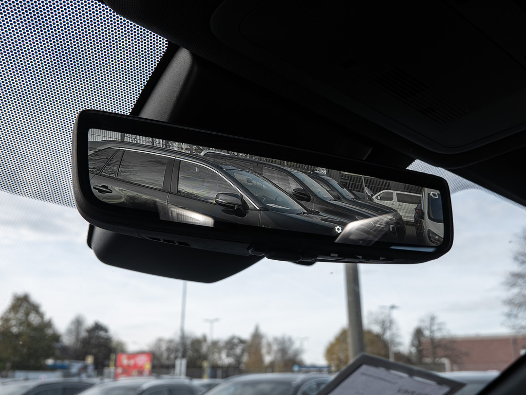 Fahrzeugansicht TOYOTA RAV 4 2.5 Plug-in Hybrid 4x4 - Bild 30