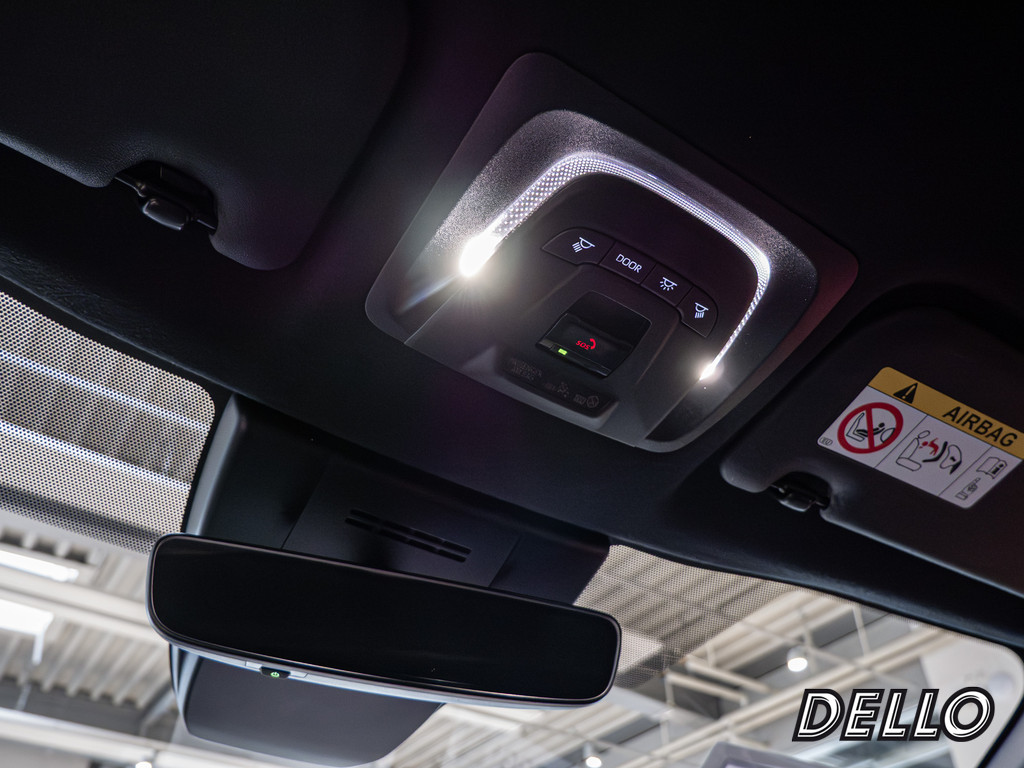 Fahrzeugansicht TOYOTA Corolla Cross 2.0 Hybrid FWD Team Deutschland - Bild 18