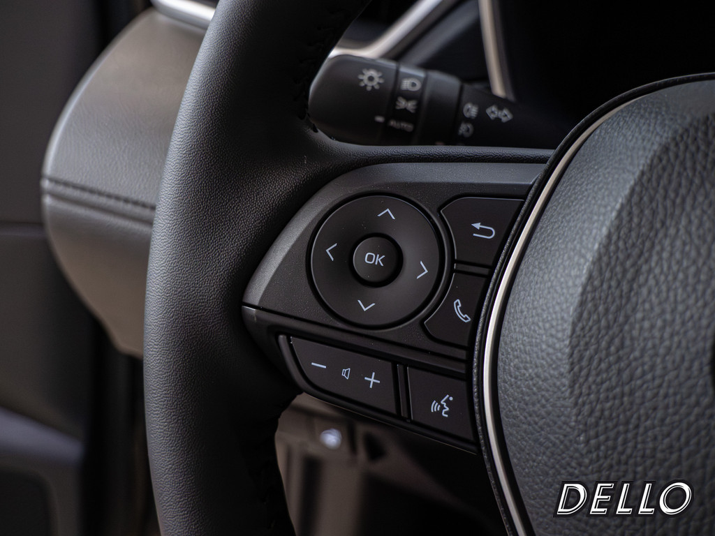 Fahrzeugansicht TOYOTA Corolla Cross 2.0 Hybrid FWD Team Deutschland - Bild 22