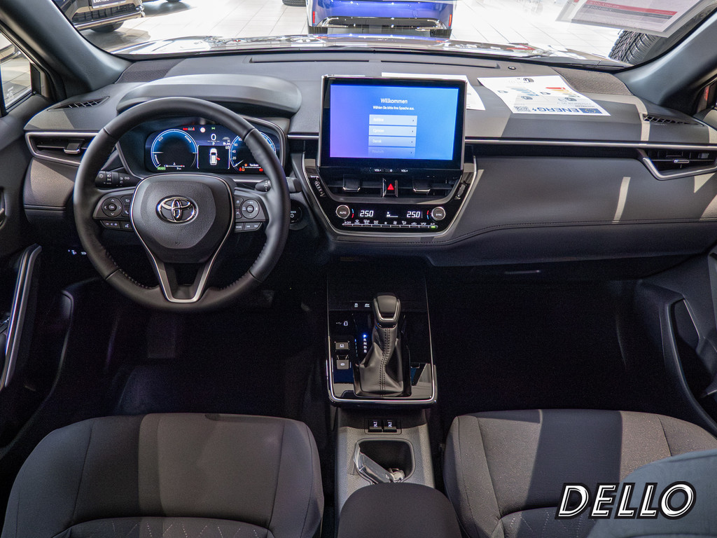 Fahrzeugansicht TOYOTA Corolla Cross 2.0 Hybrid FWD Team Deutschland - Bild 37