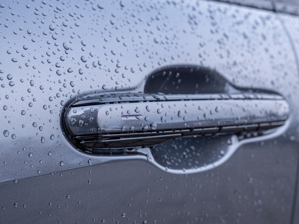 Fahrzeugansicht LEXUS LBX 1.5 FWD Emotion - Bild 3