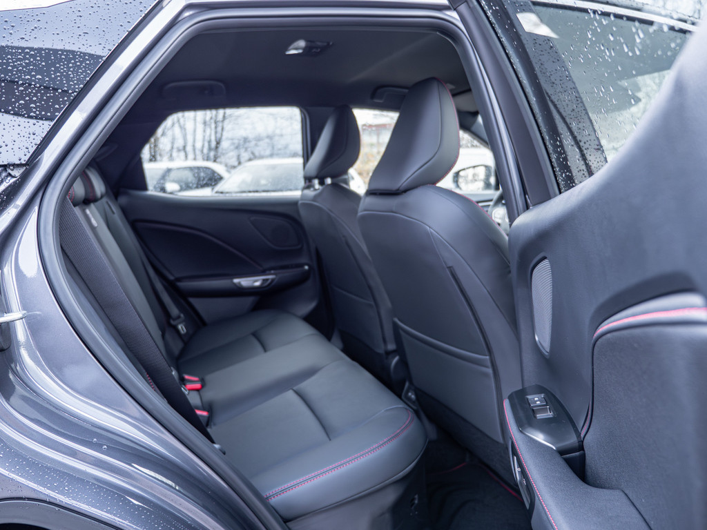 Fahrzeugansicht LEXUS LBX 1.5 FWD Emotion - Bild 6