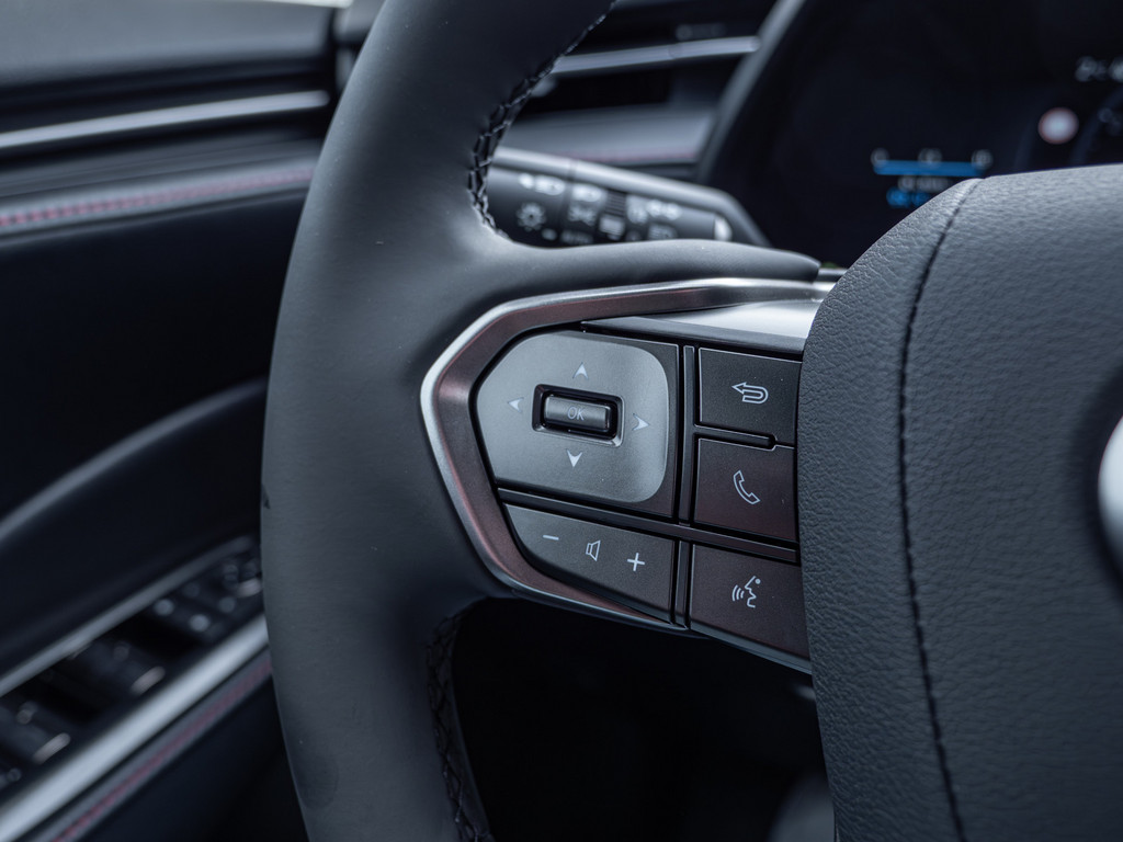 Fahrzeugansicht LEXUS LBX 1.5 FWD Emotion - Bild 29