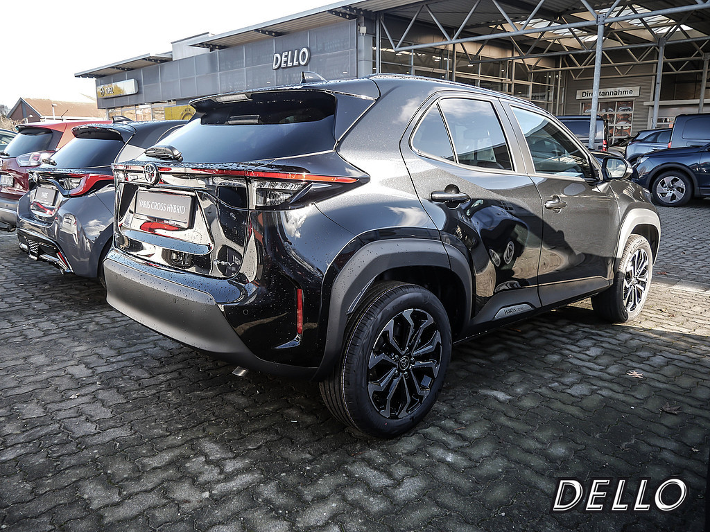 Fahrzeugansicht TOYOTA Yaris Cross 1.5 Hybrid FWD Teamplayer - Bild 23