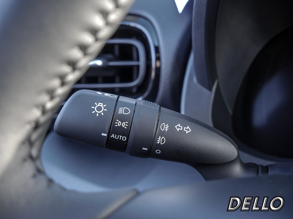 Fahrzeugansicht TOYOTA Yaris Cross 1.5 Hybrid FWD Teamplayer - Bild 28