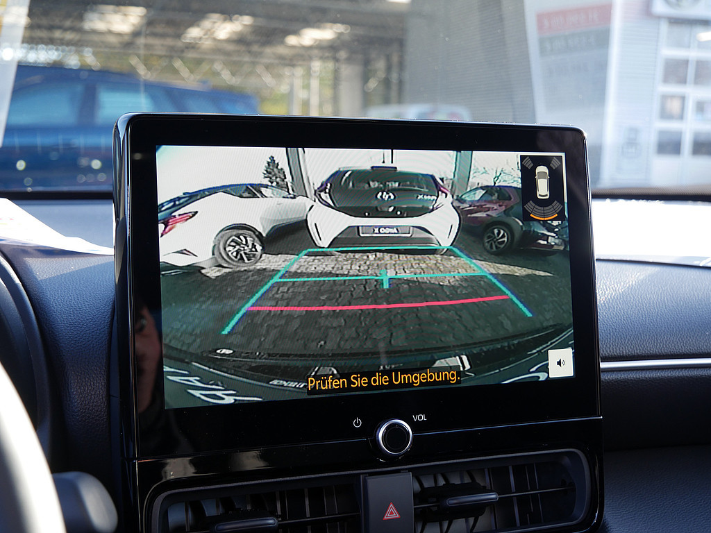 Fahrzeugansicht TOYOTA Yaris Cross Teamplayer - Bild 13