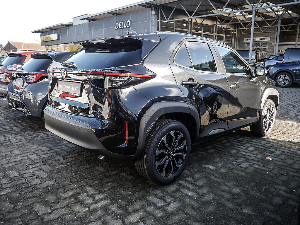 Fahrzeugansicht TOYOTA Yaris Cross Teamplayer - Bild 23