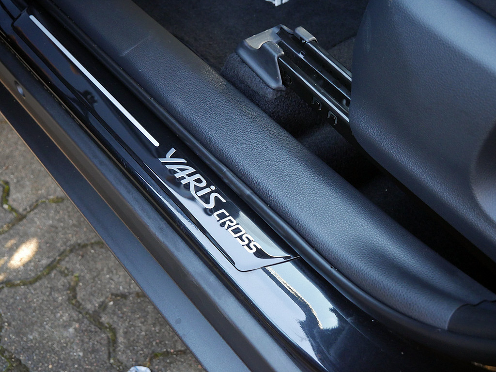 Fahrzeugansicht TOYOTA Yaris Cross Teamplayer - Bild 30