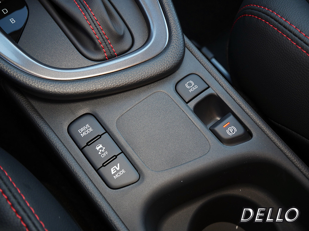 Fahrzeugansicht TOYOTA Yaris Hybrid 1.5 VVT-i GR Sport - Bild 21