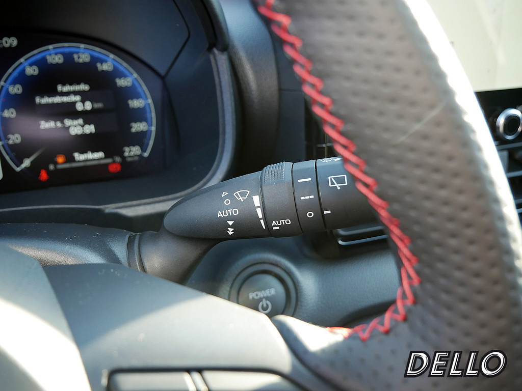 Fahrzeugansicht TOYOTA Yaris Hybrid 1.5 VVT-i GR Sport - Bild 28