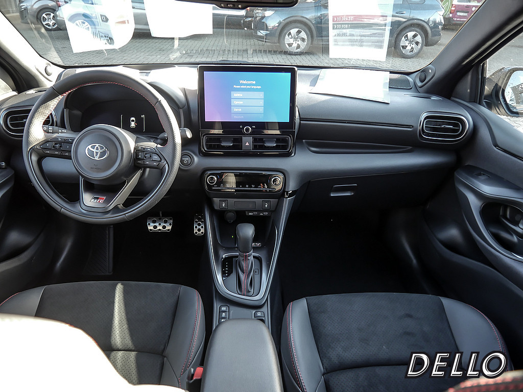 Fahrzeugansicht TOYOTA Yaris Hybrid 1.5 VVT-i GR Sport - Bild 44