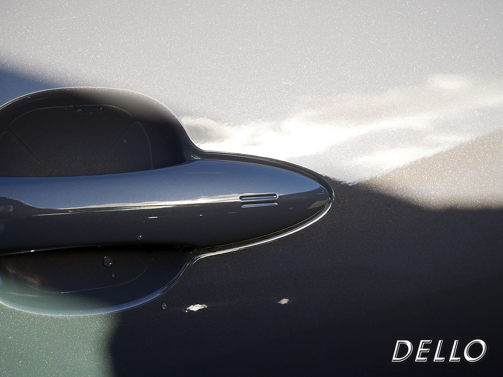 Fahrzeugansicht TOYOTA Yaris Hybrid 1.5 VVT-i GR Sport - Bild 4