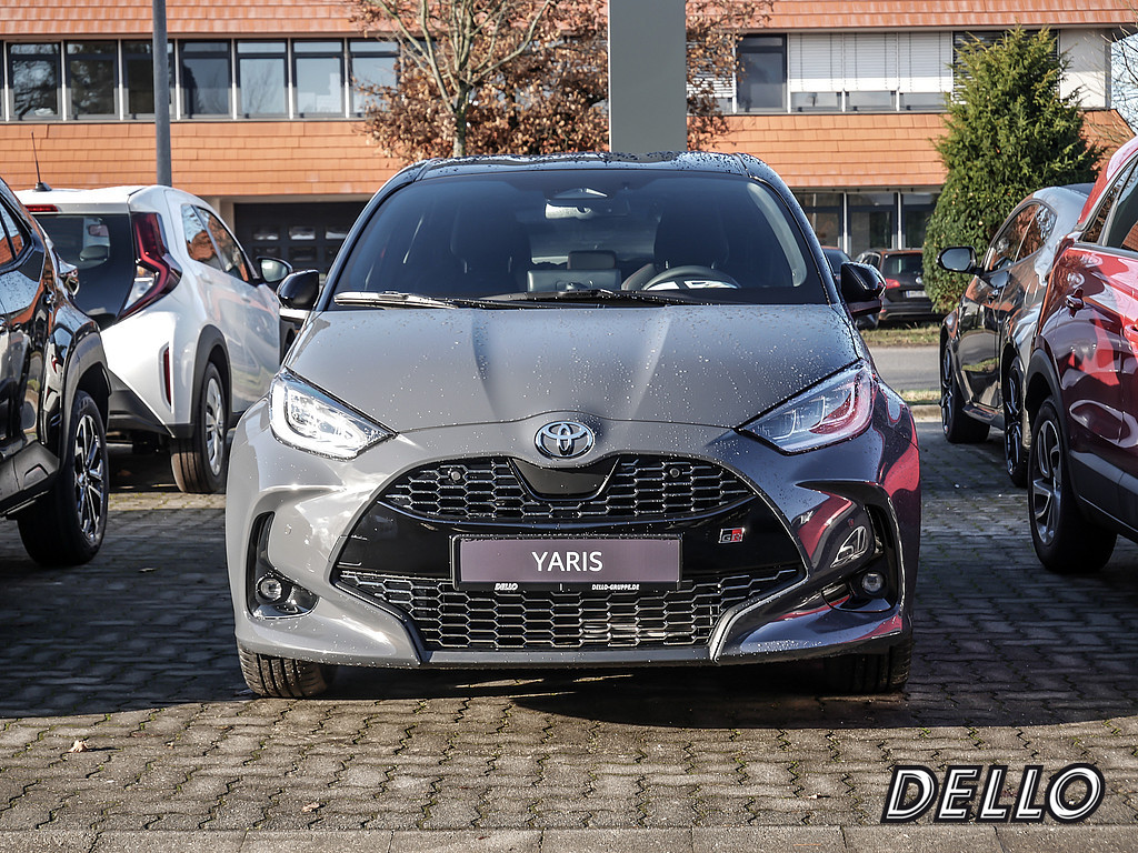 Fahrzeugansicht TOYOTA Yaris Hybrid 1.5 VVT-i GR Sport - Bild 12