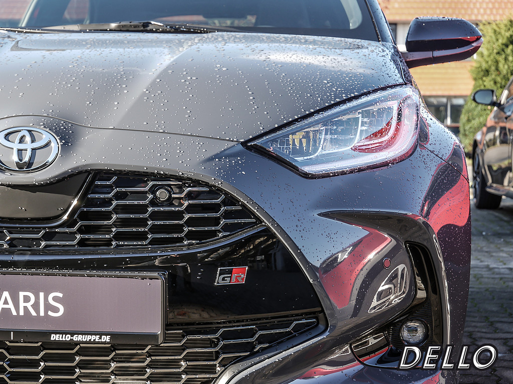 Fahrzeugansicht TOYOTA Yaris Hybrid 1.5 VVT-i GR Sport - Bild 39