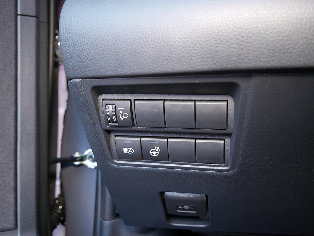 Fahrzeugansicht TOYOTA Yaris Hybrid 1.5 VVT-i GR Sport - Bild 29