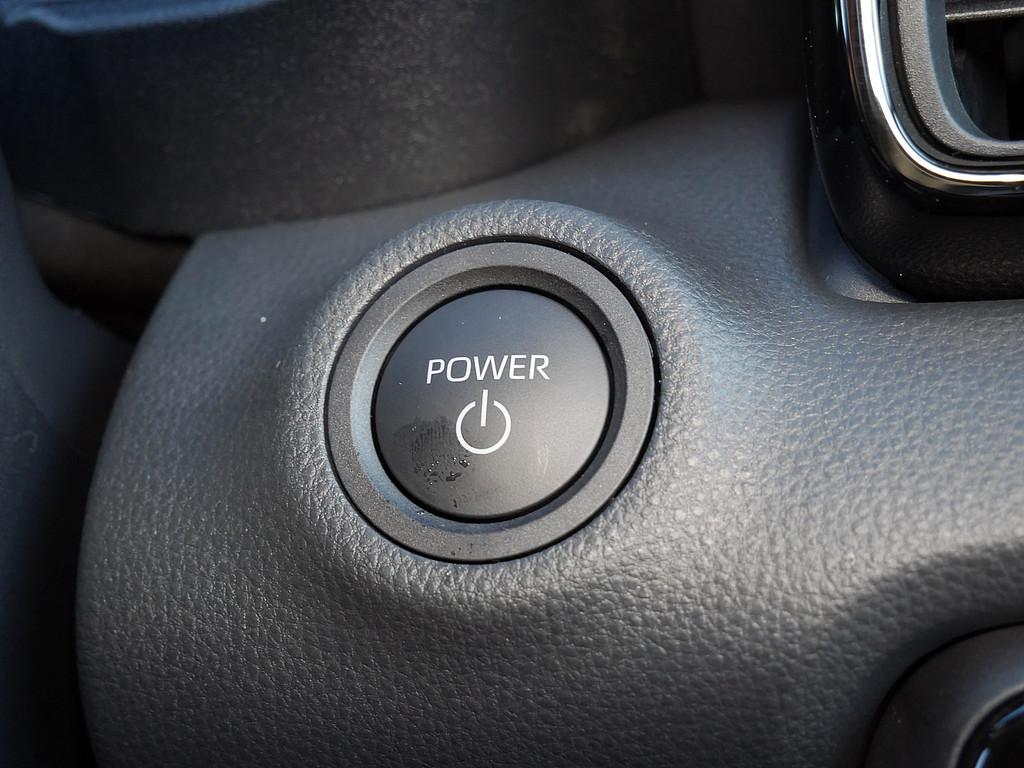 Fahrzeugansicht TOYOTA Yaris Hybrid 1.5 VVT-i GR Sport - Bild 30