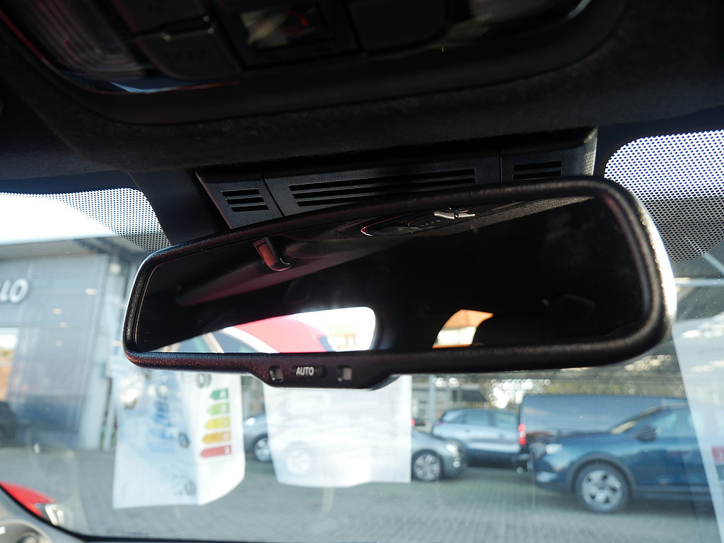 Fahrzeugansicht TOYOTA Yaris Hybrid 1.5 VVT-i GR Sport - Bild 31