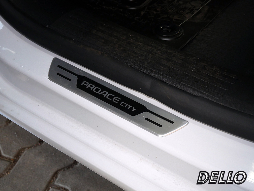 Fahrzeugansicht TOYOTA Proace City 1.5 L2 Meister - Bild 19