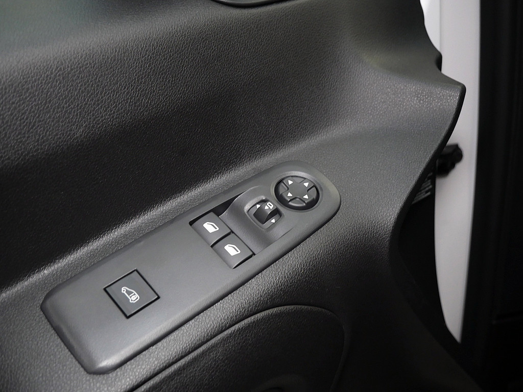 Fahrzeugansicht TOYOTA Proace City 1.5 L2 Meister - Bild 4