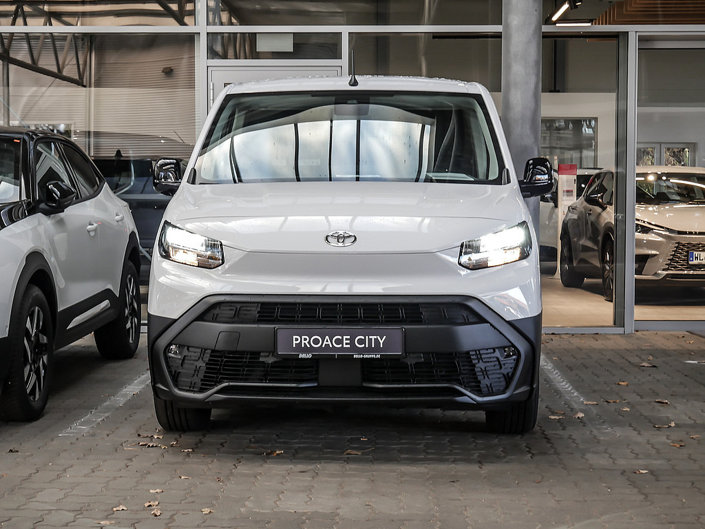 Fahrzeugansicht TOYOTA Proace City 1.5 L2 Meister - Bild 12