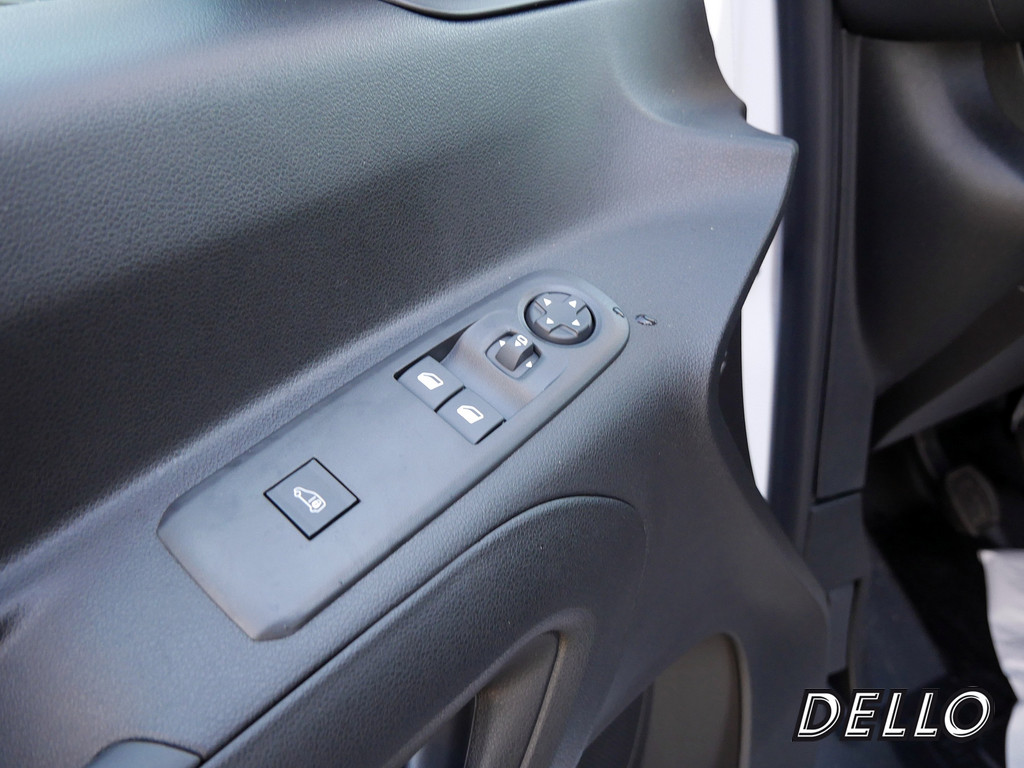 Fahrzeugansicht TOYOTA Proace City 1.2 L1 Meister - Bild 5