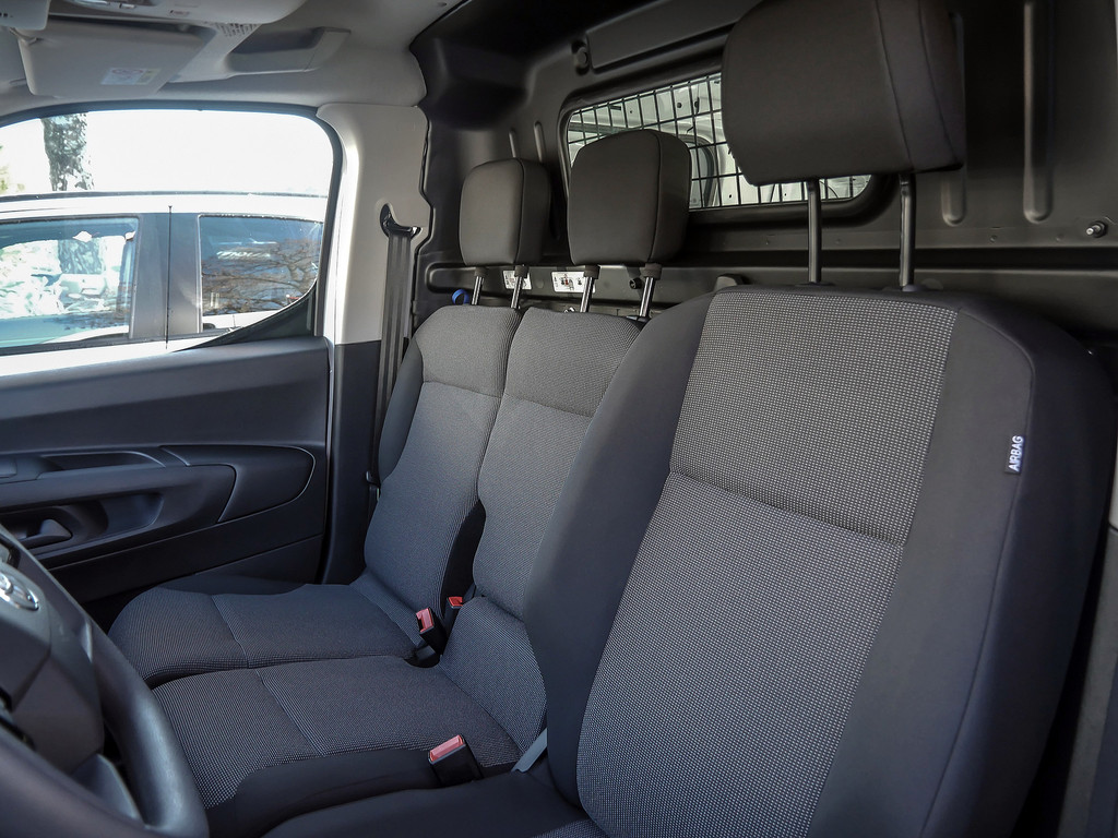 Fahrzeugansicht TOYOTA Proace City 1.2 L1 Meister - Bild 6