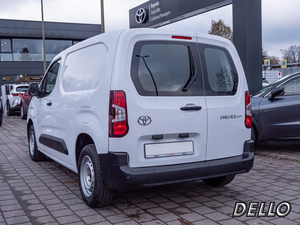 Fahrzeugansicht TOYOTA Proace City 1.2 L1 Meister - Bild 31
