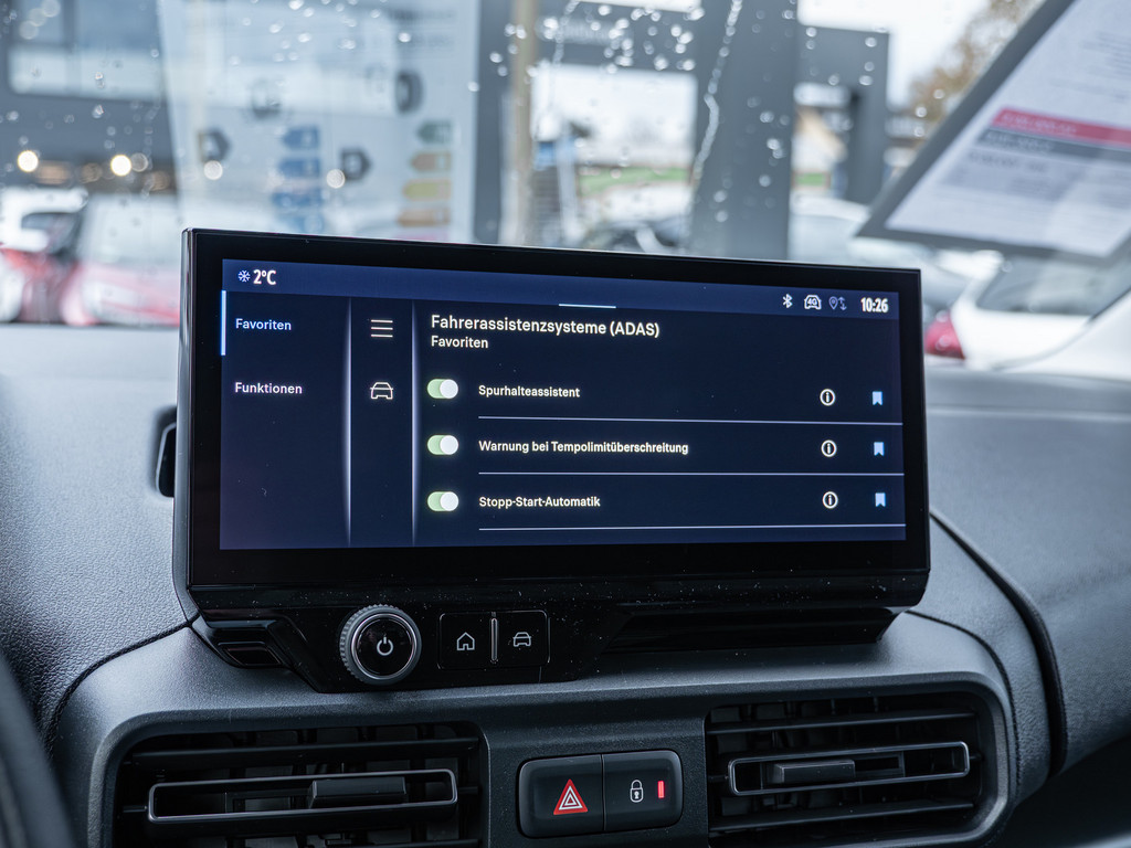 Fahrzeugansicht TOYOTA Proace City 1.2 L1 Meister - Bild 3