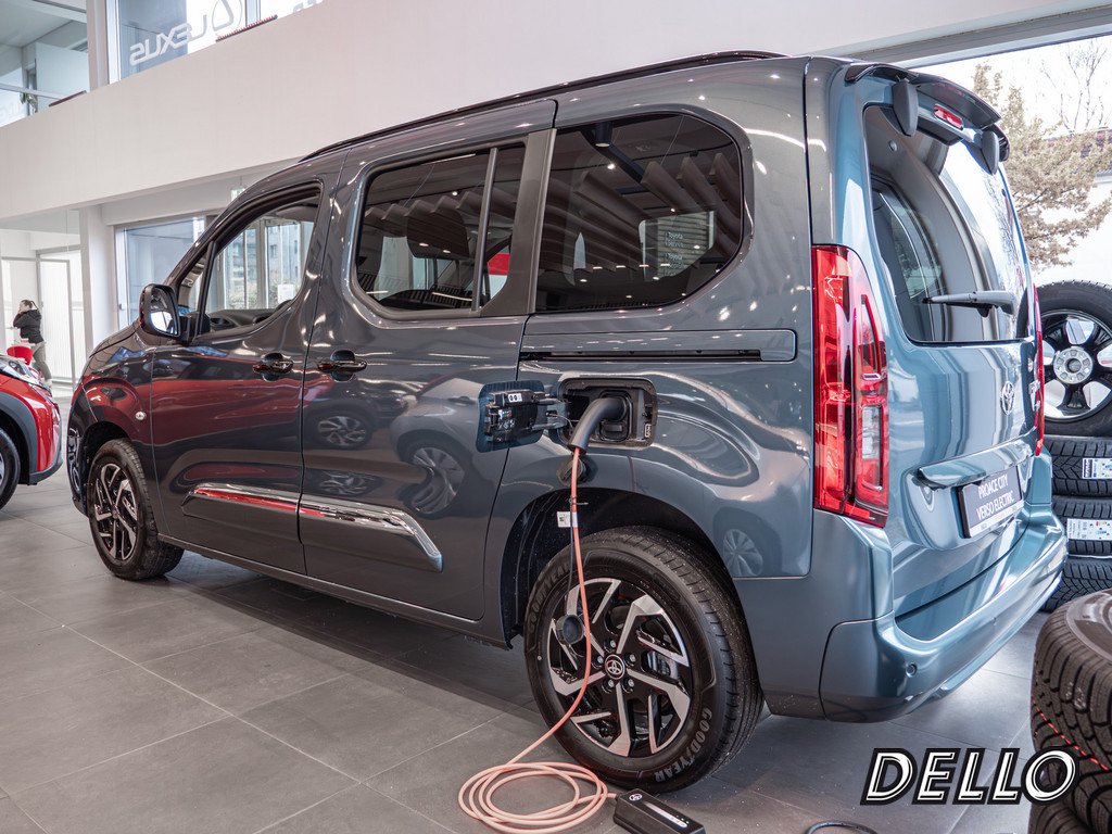 Fahrzeugansicht TOYOTA Proace City Verso Electric Teamplayer - Bild 36