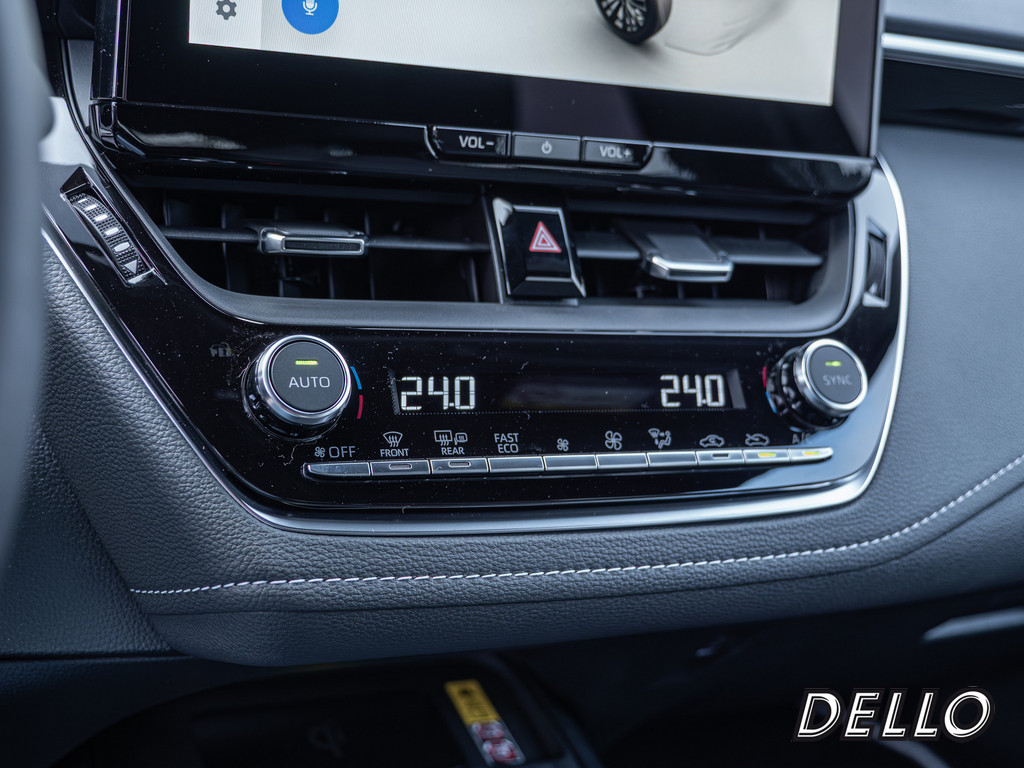 Fahrzeugansicht TOYOTA Corolla 2.0 Hybrid Teamplayer - Bild 15