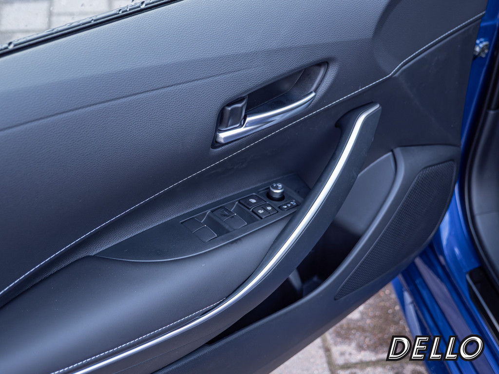 Fahrzeugansicht TOYOTA Corolla 2.0 Hybrid Teamplayer - Bild 32