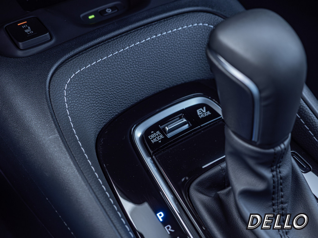 Fahrzeugansicht TOYOTA Corolla 2.0 Hybrid Teamplayer - Bild 17