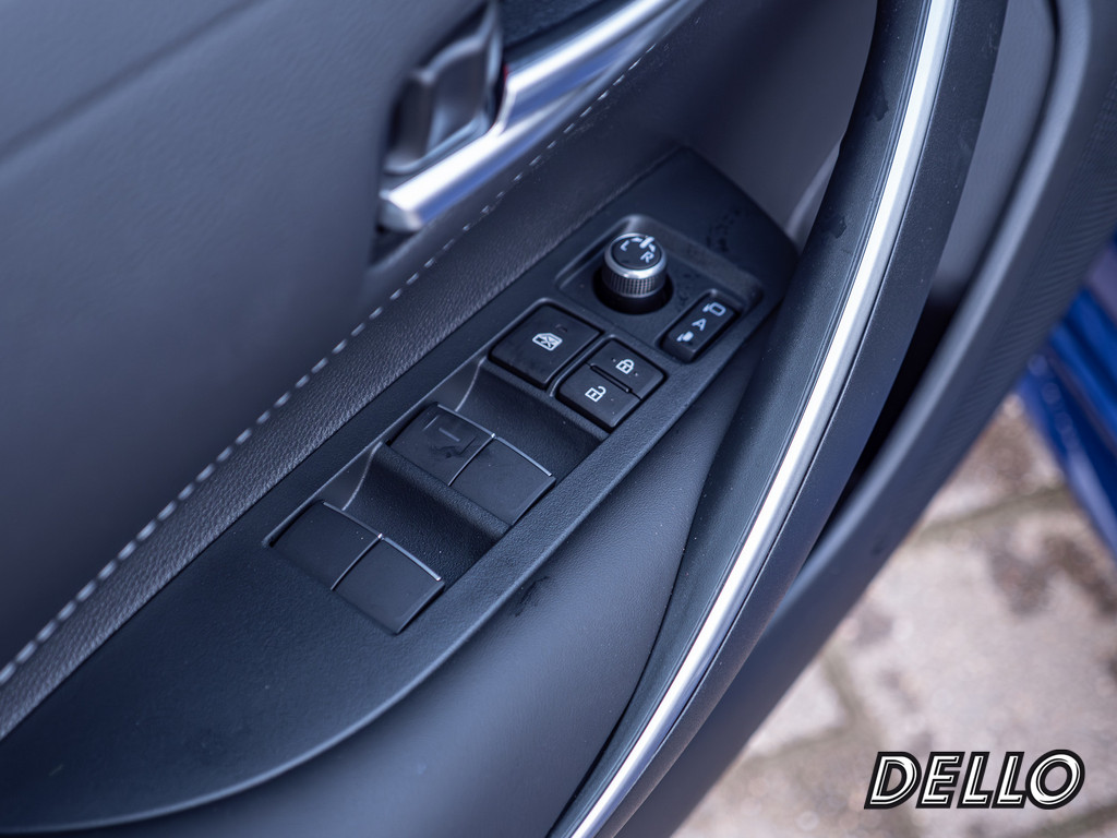 Fahrzeugansicht TOYOTA Corolla 2.0 Hybrid Teamplayer - Bild 33