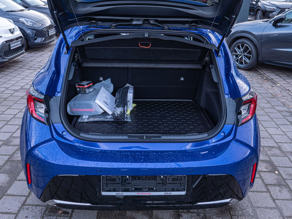 Fahrzeugansicht TOYOTA Corolla 2.0 Hybrid Teamplayer - Bild 6