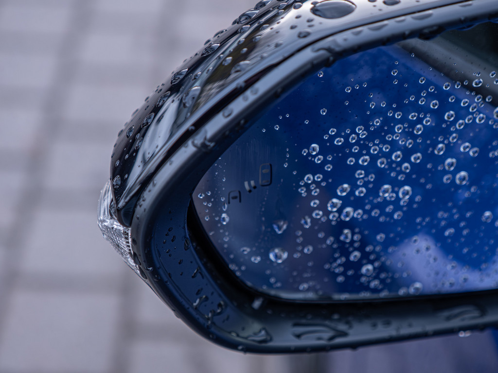 Fahrzeugansicht TOYOTA Corolla 2.0 Hybrid Teamplayer - Bild 7