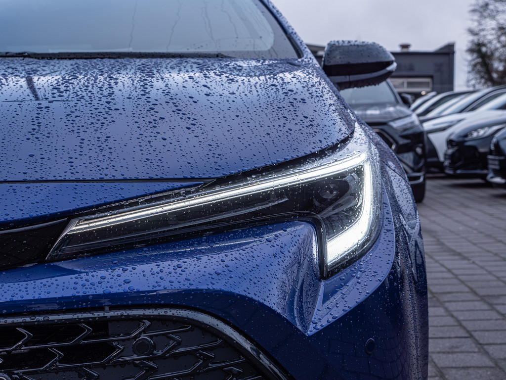 Fahrzeugansicht TOYOTA Corolla 2.0 Hybrid Teamplayer - Bild 8