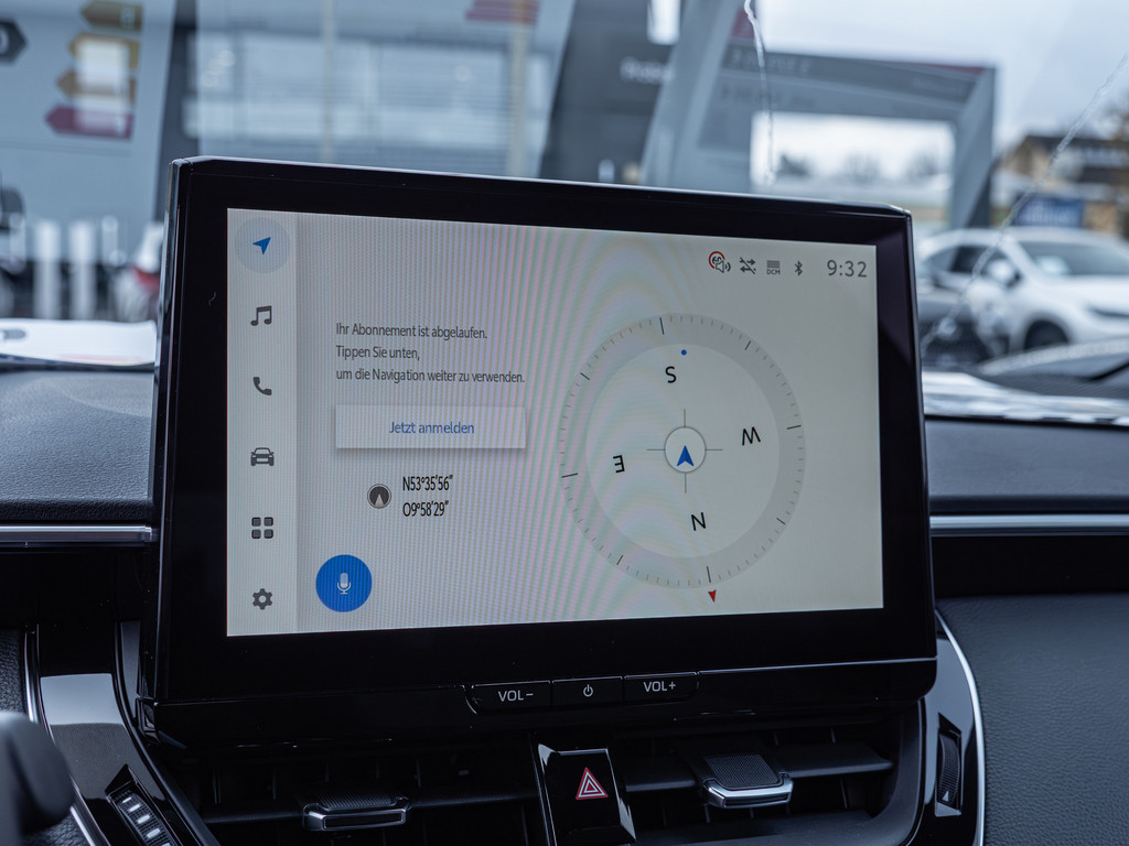 Fahrzeugansicht TOYOTA Corolla 2.0 Hybrid Teamplayer - Bild 10