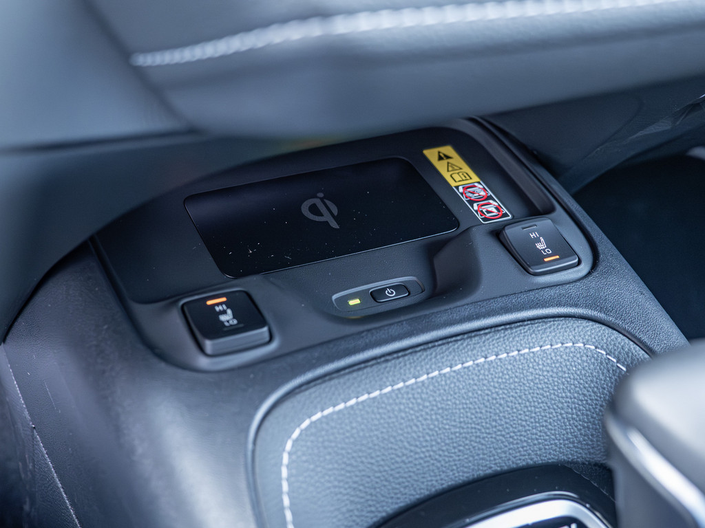 Fahrzeugansicht TOYOTA Corolla 2.0 Hybrid Teamplayer - Bild 16