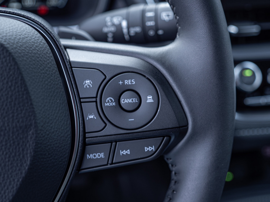 Fahrzeugansicht TOYOTA Corolla 2.0 Hybrid Teamplayer - Bild 27